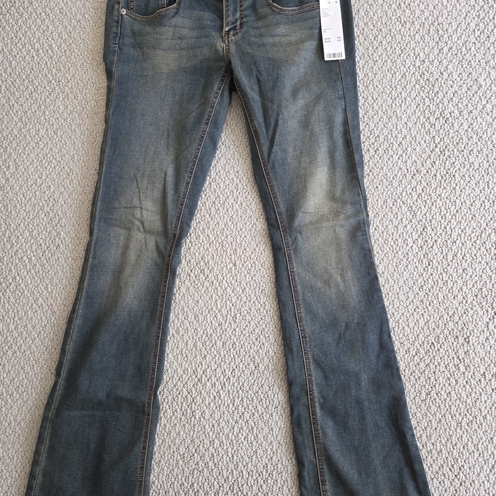 BDG Flare Jeans in Classic Blue